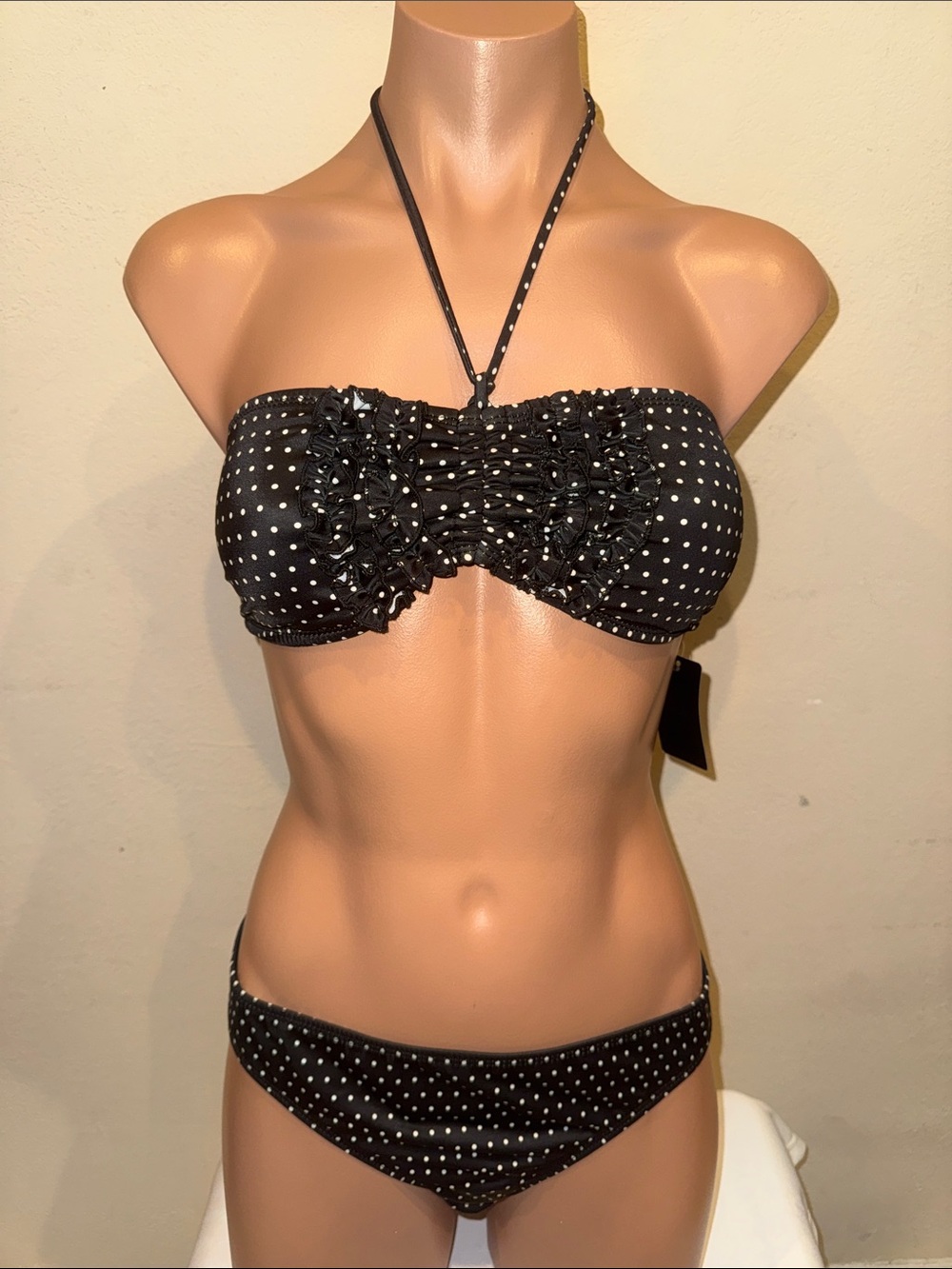 NWT Guess bikini set bandeau size M/L